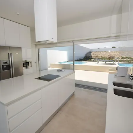 Morden Archictectural In Lisbon Villa