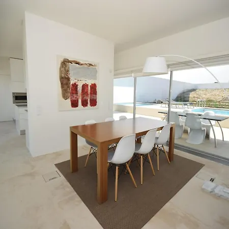 Morden Archictectural In Lisbon Villa *