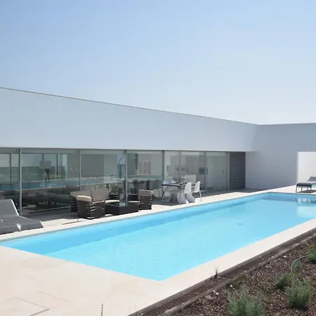 Morden Archictectural In Lisbon Vau