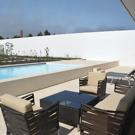 Villa Morden Archictectural In Lisbon