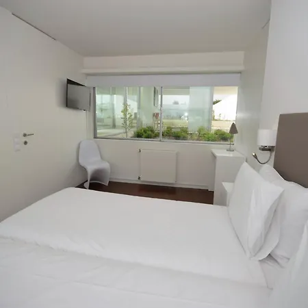 Villa Morden Archictectural In Lisbon Vau