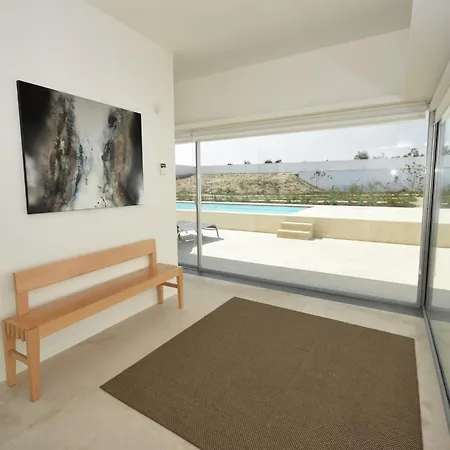 Morden Archictectural In Lisbon Villa *